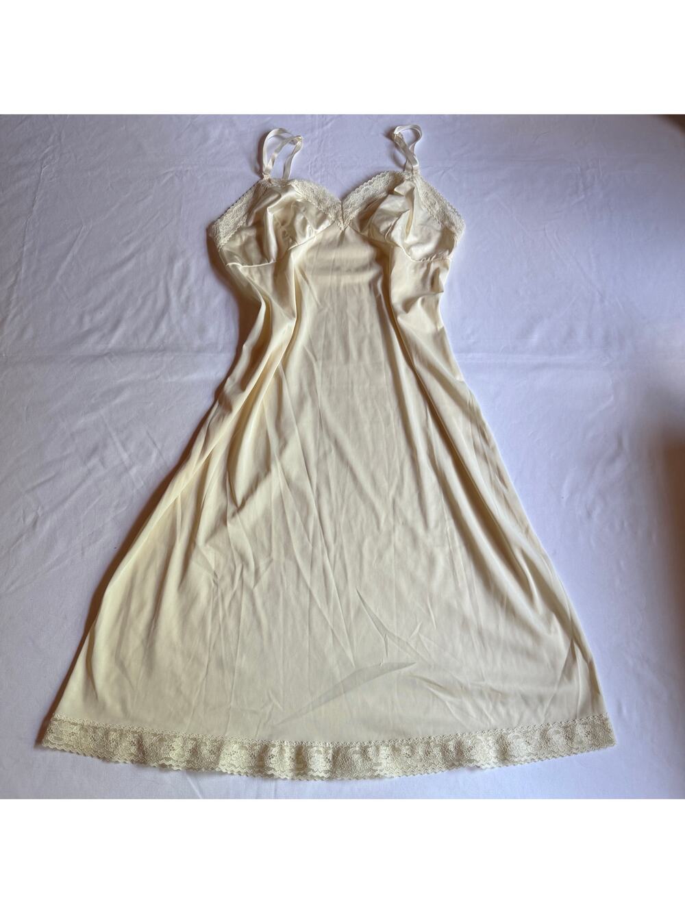 Vintage Soft Butter Yellow Slip Dress with Lace Trim Sz 36 Made in USA
